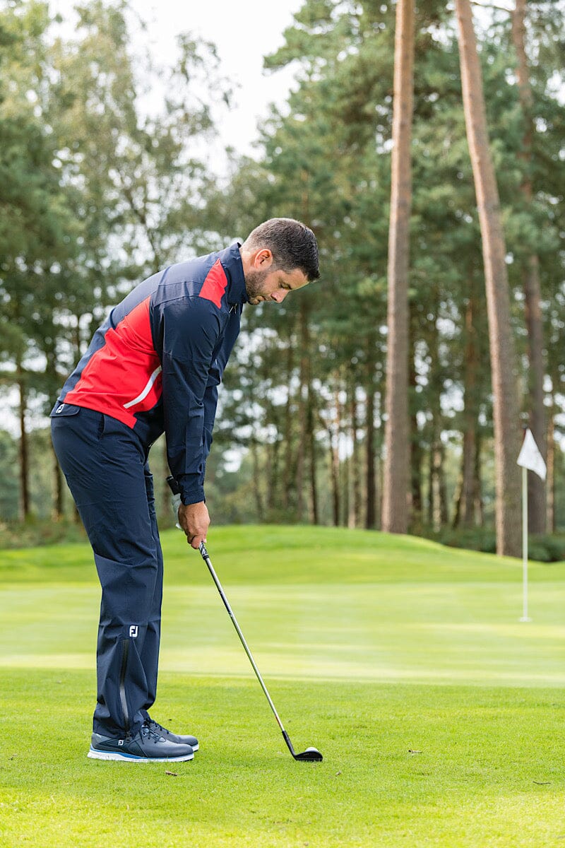 Les v??tements de pluie indispensables pour le golf