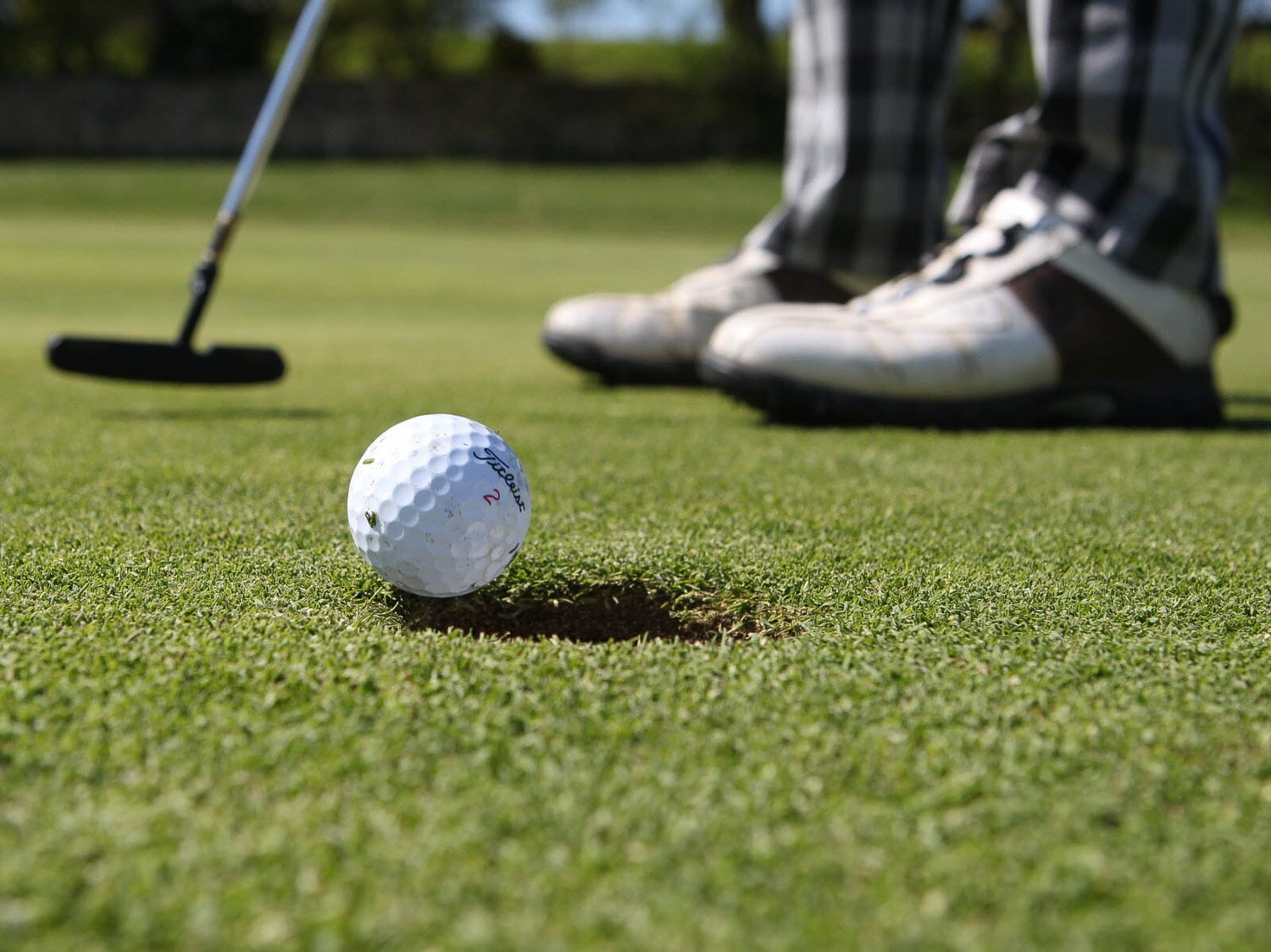 Quelles balles de golf pour seniors ? Nos conseils pour faire le bon choix