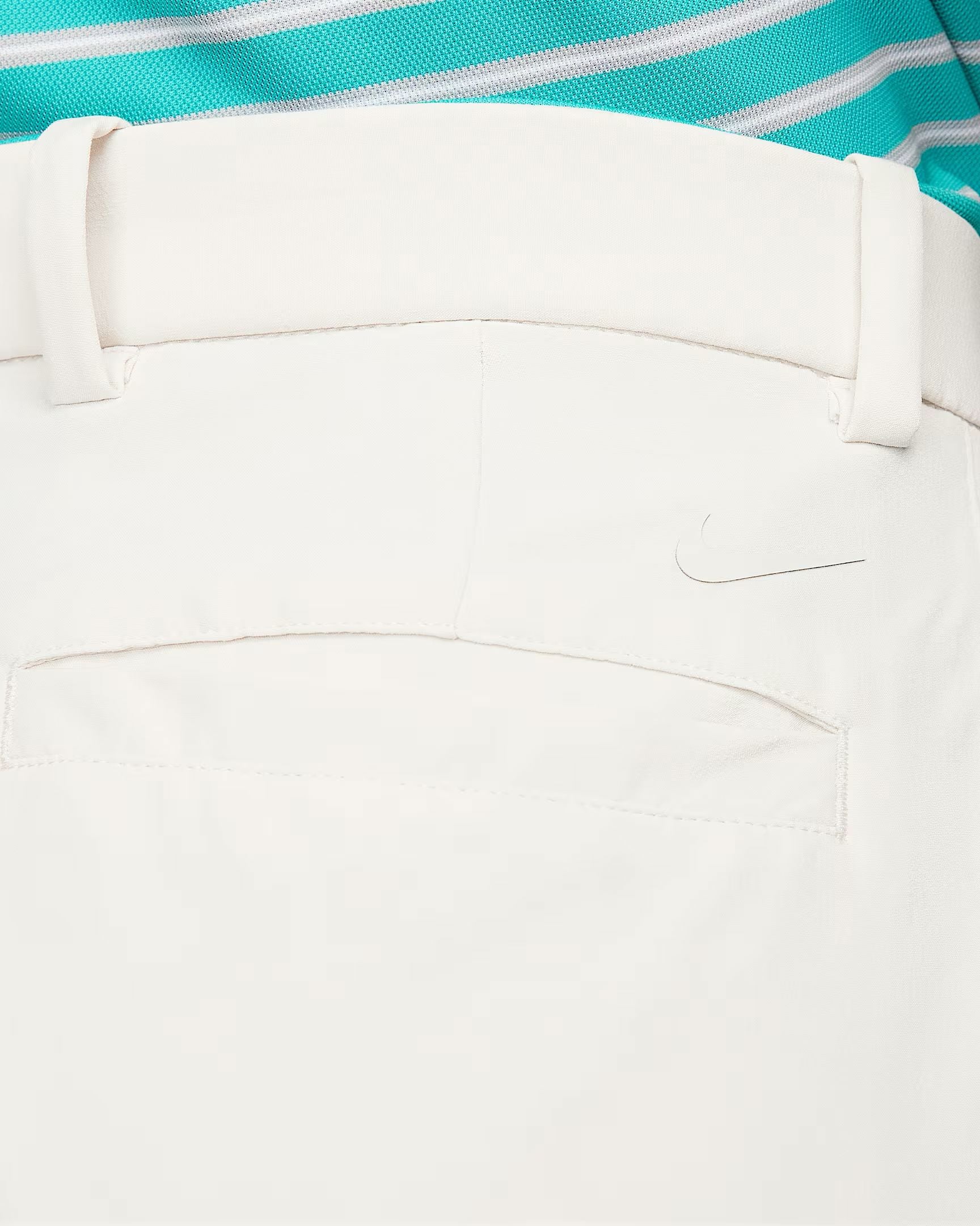 Nike Bermuda Dri Fit Beige