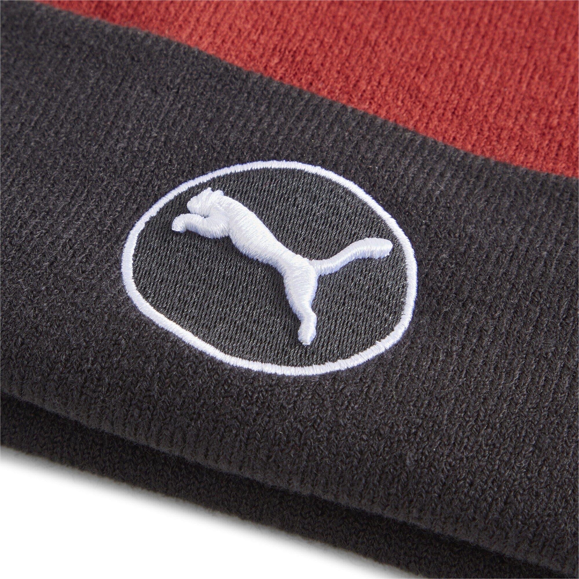 Puma bonnet de golf WRMLBL à Pompon amovible