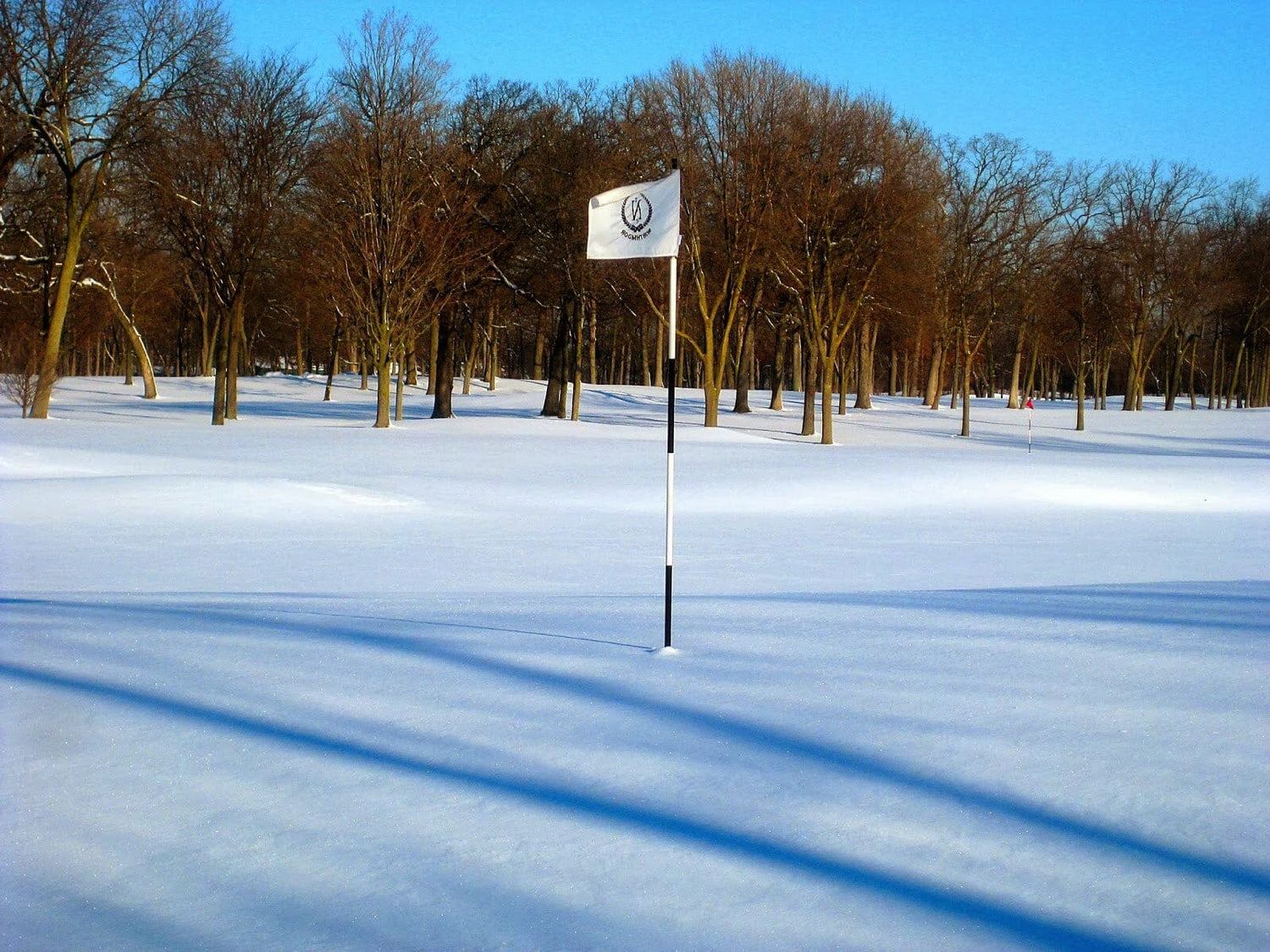 S’entraîner l’hiver, même sans parcours : rester affûté quand les greens dorment