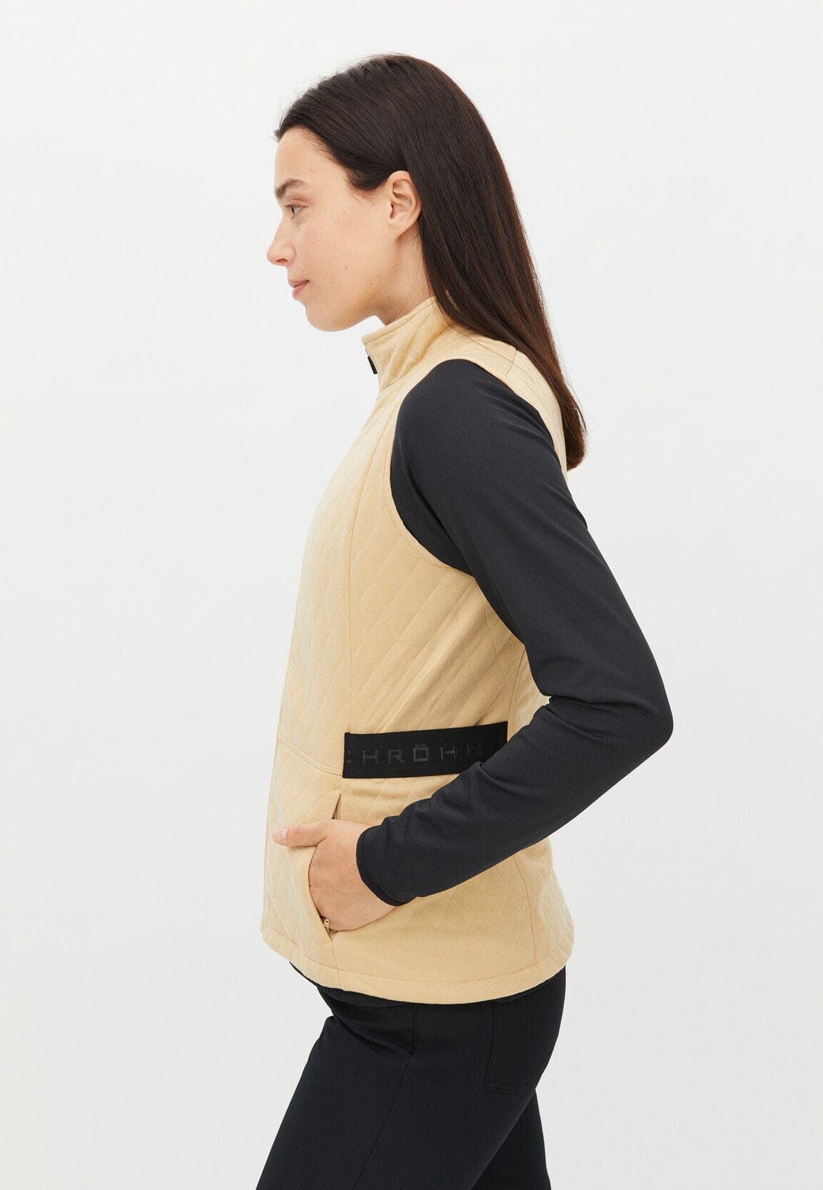 Röhnisch Leah Wind Vest, Beige Sand