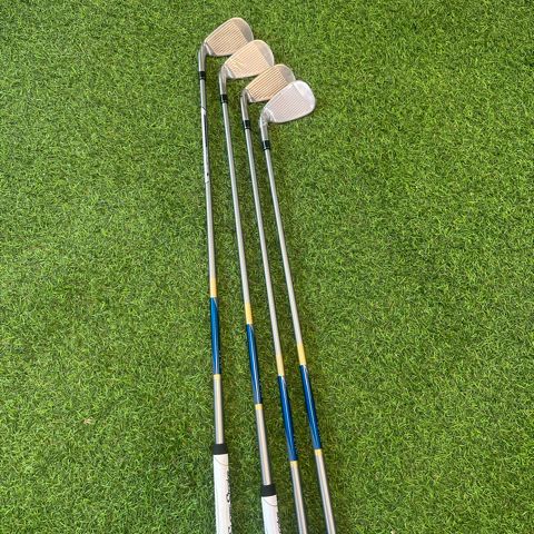 TaylorMade Série De Fers kalea Gold femme Demo